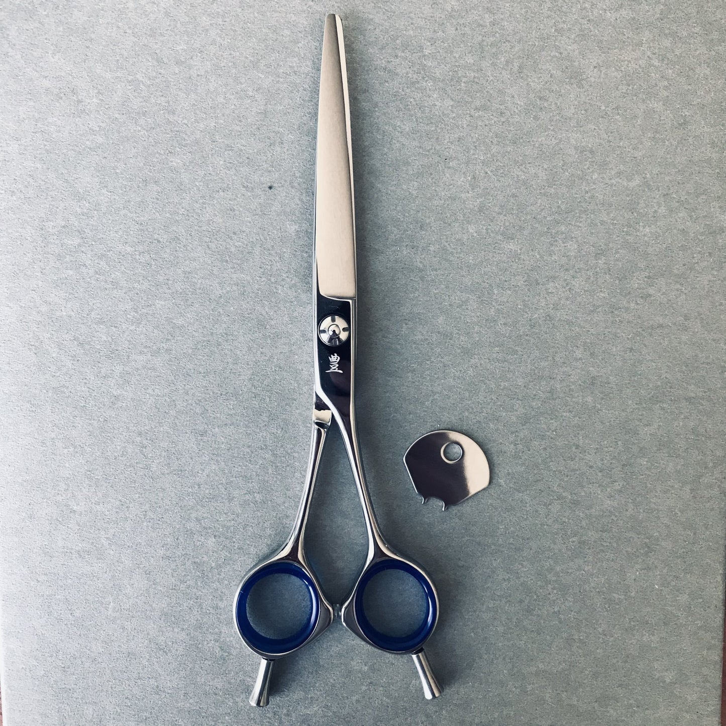 Japanese Hair Scissors  豊 (TOYO) US18 hand crafted in Japan Cobalt Alloys 6.5 in