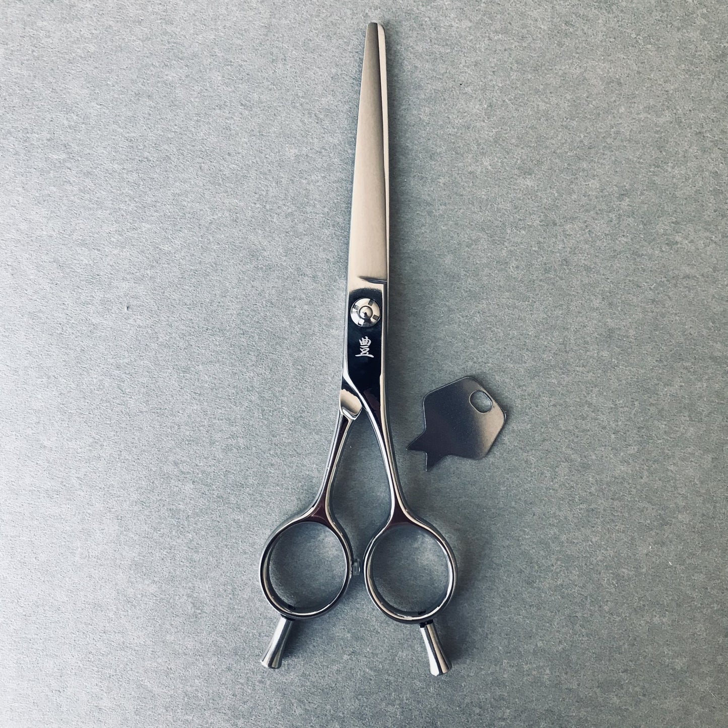 Japanese Hair Scissors  豊 (TOYO) US9 hand crafted in Japan Cobalt Alloys 6.0 in